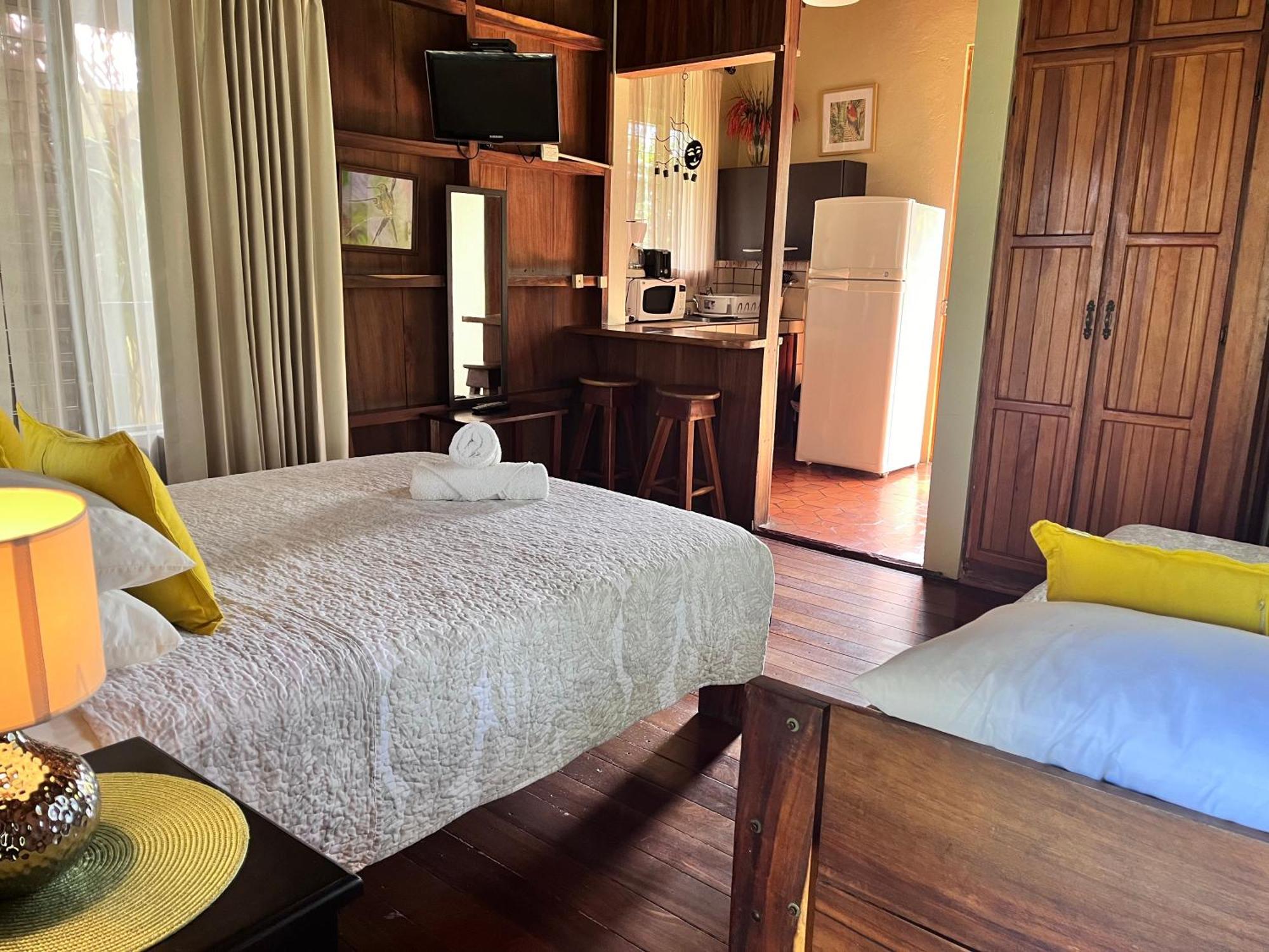 Hotel Villas De La Colina Atenas Extérieur photo
